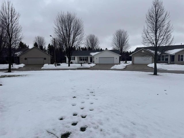 2340 TALLADEGA SPEEDWAY DRIVE, De Pere, WI 54115