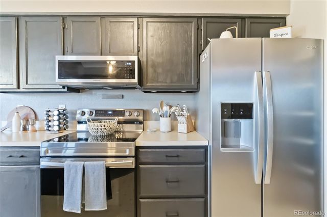 8827 Cloverleaf Circle, Parker, CO 80134