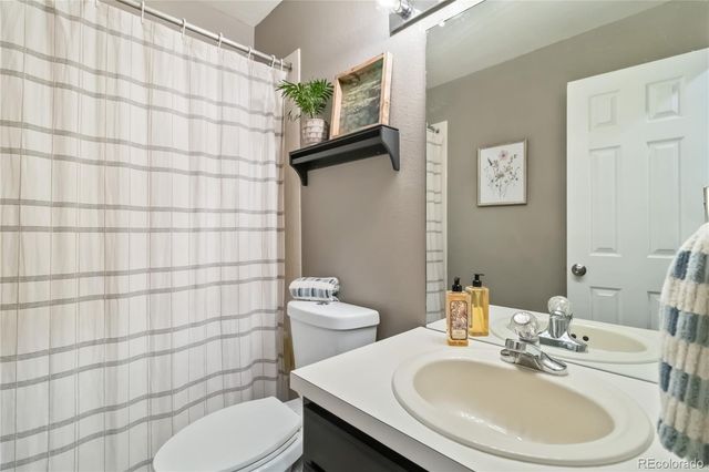 8827 Cloverleaf Circle, Parker, CO 80134