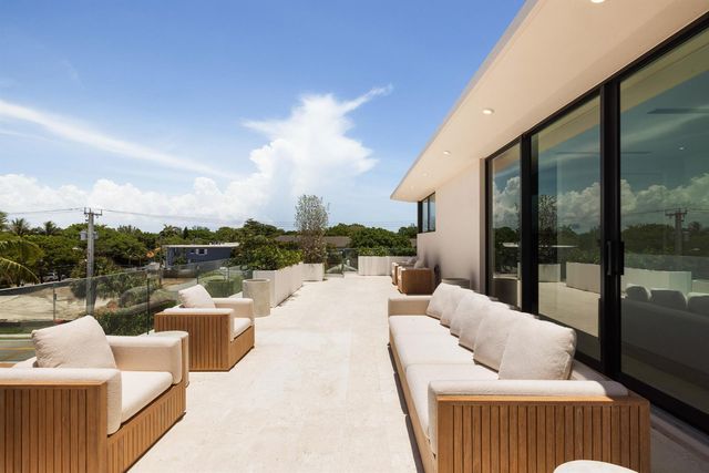1234 George Bush Boulevard, Delray Beach, FL 33483