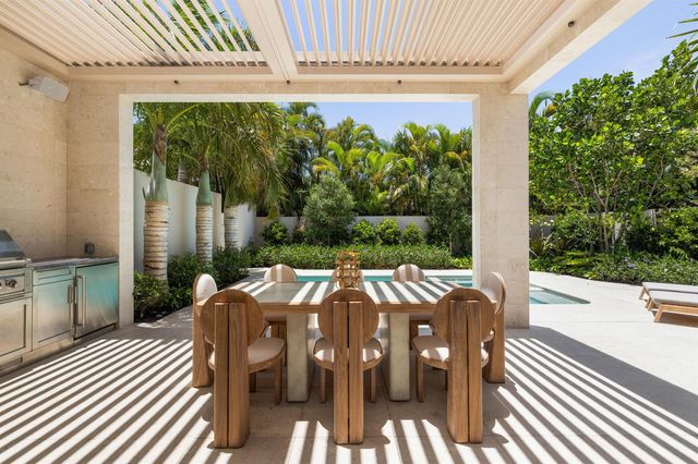1234 George Bush Boulevard, Delray Beach, FL 33483
