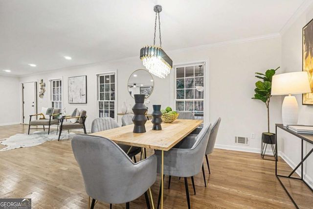 5464 Breathitt Drive SW, Lilburn, GA 30047