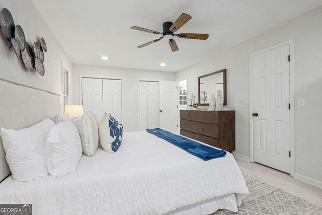 5464 Breathitt Drive SW, Lilburn, GA 30047