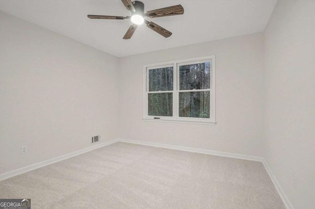 5464 Breathitt Drive SW, Lilburn, GA 30047