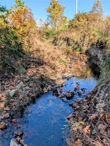 17681 Peterson Road, Gentry, AR 72734