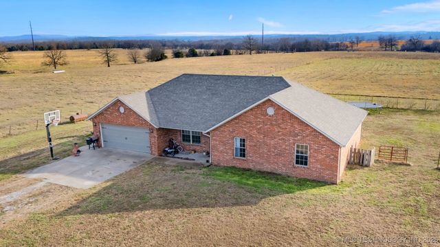 470242 E 680 Road, Westville, OK 74965