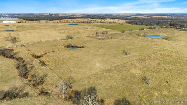 470242 E 680 Road, Westville, OK 74965