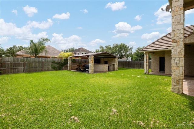 3102 Ginger Avenue, Edinburg, TX 78539