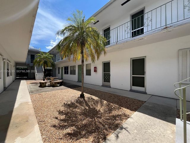 1824 Monroe Street 1, Hollywood, FL 33020