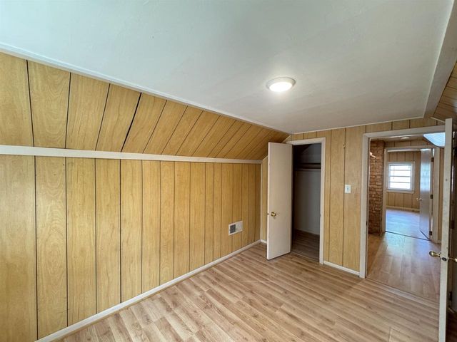 720 E FULTON STREET, Waupaca, WI 54981