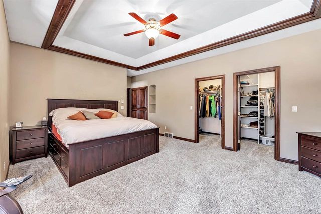 1935 W TELEMARK CIRCLE, Green Bay, WI 54313