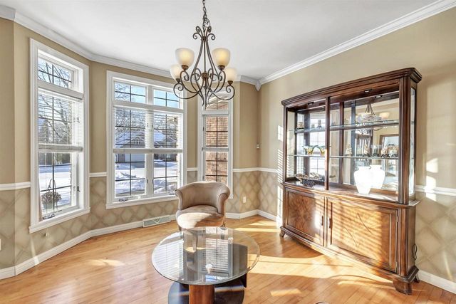 1935 W TELEMARK CIRCLE, Green Bay, WI 54313