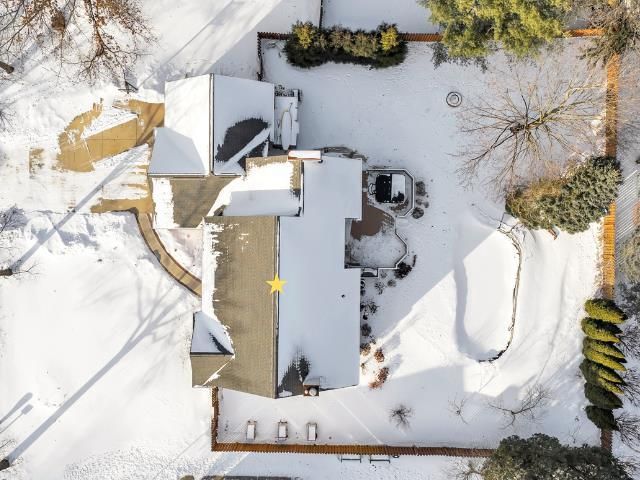 1935 W TELEMARK CIRCLE, Green Bay, WI 54313