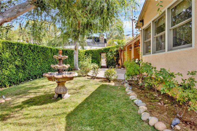 3398 Floyd, Los Angeles, CA 90068