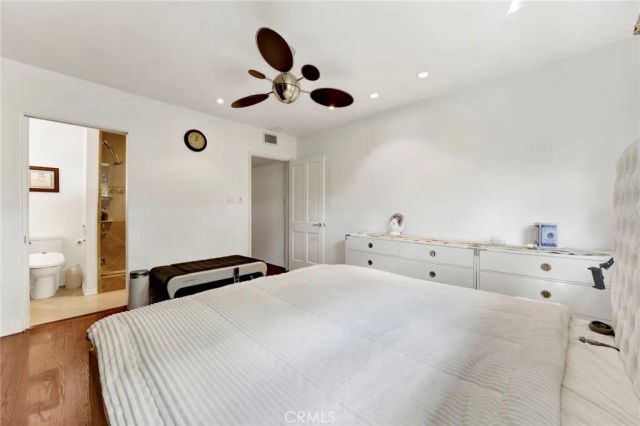 3398 Floyd, Los Angeles, CA 90068