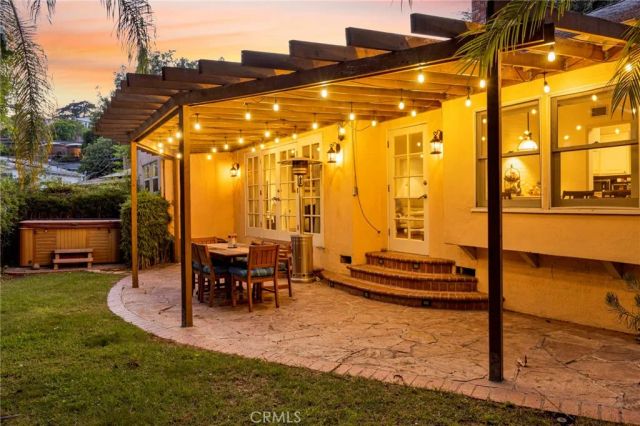 3398 Floyd, Los Angeles, CA 90068