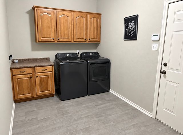 1690 Lawlis Lane, Sanger, TX 76266