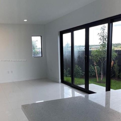 1159 NW 2nd Ter, Florida City, FL 33034