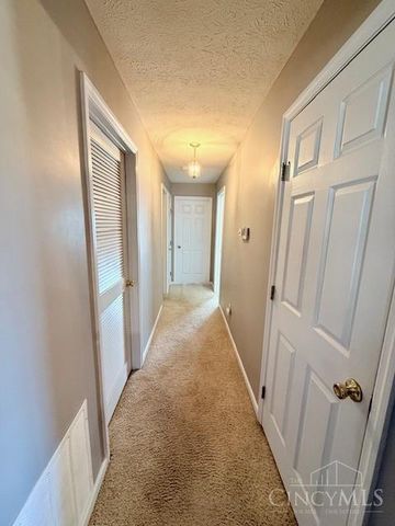 621 Covedale Avenue, Delhi Twp, OH 45238