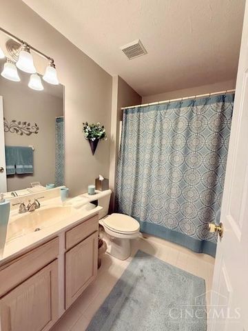 621 Covedale Avenue, Delhi Twp, OH 45238