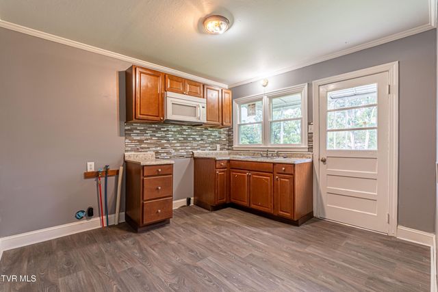 250 Crescent Drive, Bristol, VA 24201