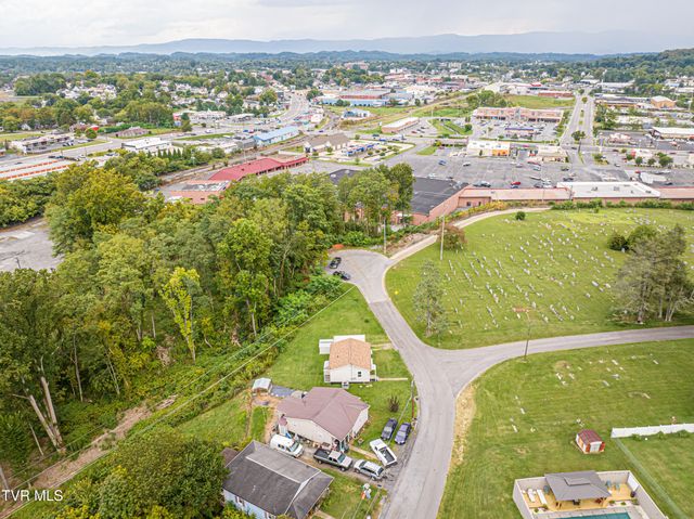 250 Crescent Drive, Bristol, VA 24201