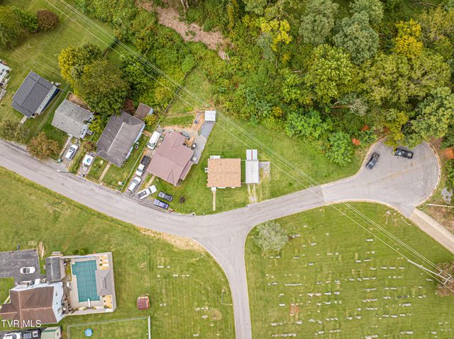 250 Crescent Drive, Bristol, VA 24201
