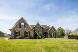 495 BLACK ANKLE DR, Oakland, TN 38060
