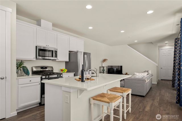 13218 192nd Avenue E, Bonney Lake, WA 98391