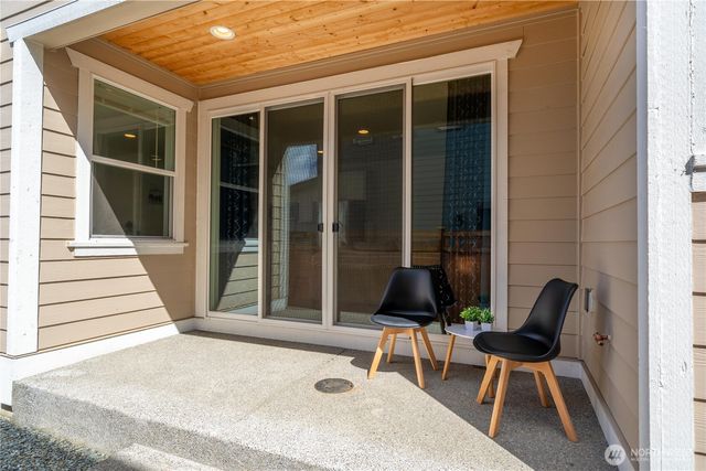 13218 192nd Avenue E, Bonney Lake, WA 98391