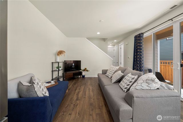 13218 192nd Avenue E, Bonney Lake, WA 98391