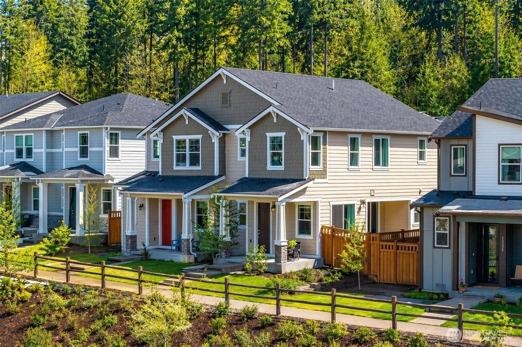 13218 192nd Avenue E, Bonney Lake, WA 98391