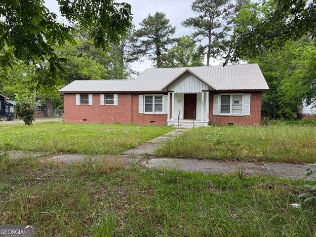 225 W Jessamine Street, Fitzgerald, GA 31750