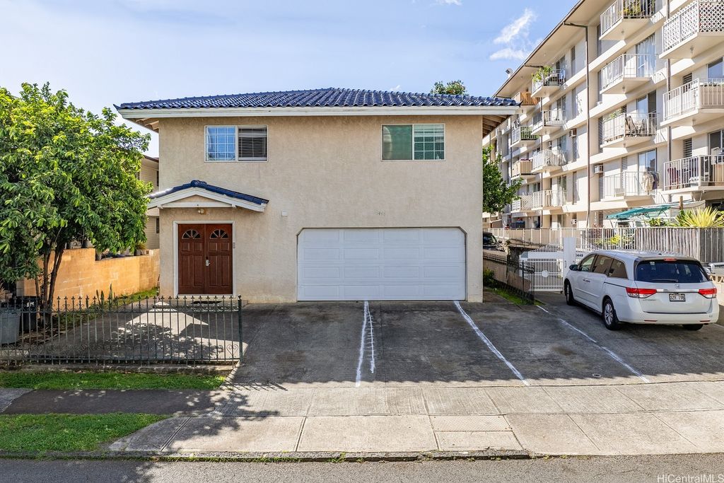 1446 Liholiho Street, Honolulu, HI 96822