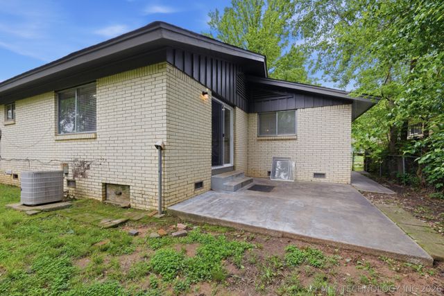 135 W Mill Avenue, Sapulpa, OK 74066