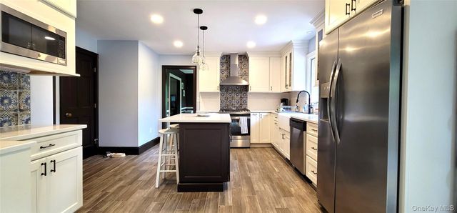 143 Starbarrack Road, Red Hook, NY 12571