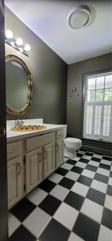 143 Starbarrack Road, Red Hook, NY 12571