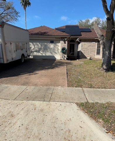 7029 Smokewood Dr, Corpus Christi, TX 78413