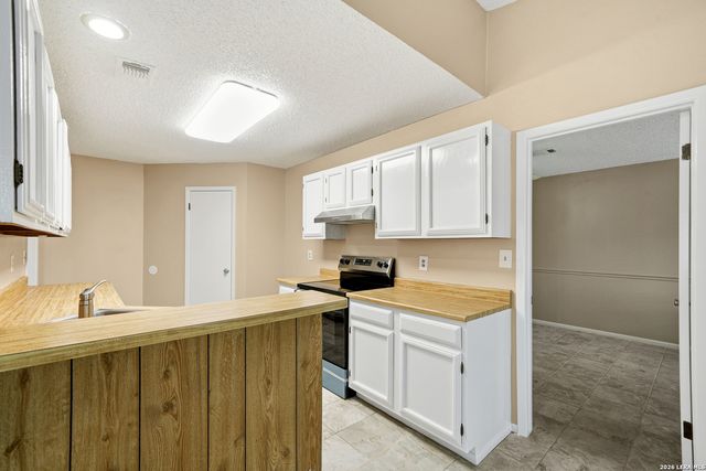 16330 Elk Hollow, San Antonio, TX 78247