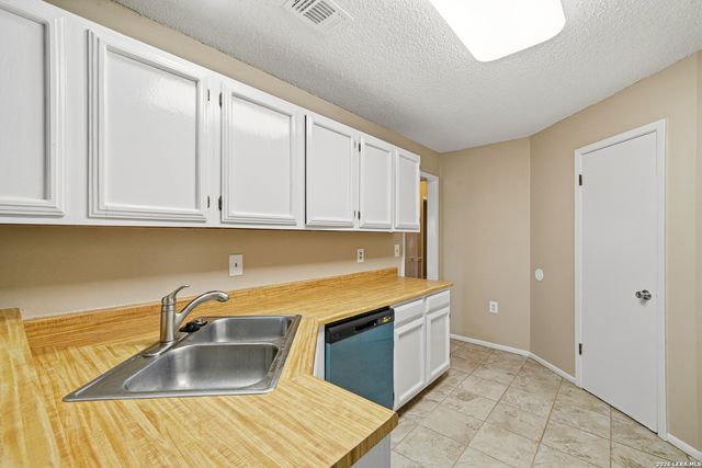 16330 Elk Hollow, San Antonio, TX 78247