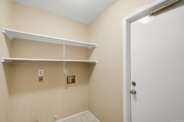 16330 Elk Hollow, San Antonio, TX 78247