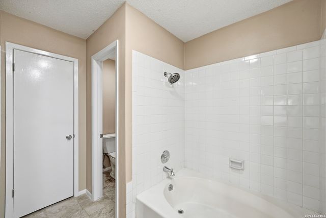 16330 Elk Hollow, San Antonio, TX 78247