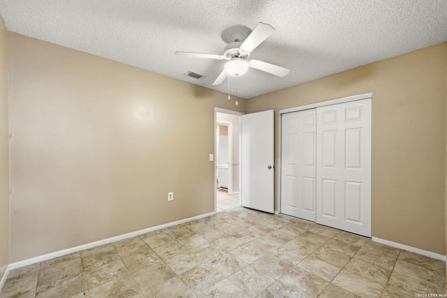 16330 Elk Hollow, San Antonio, TX 78247