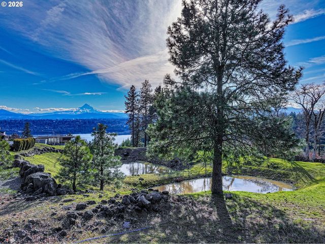 1170 Sw THORNTON Dr, White Salmon, WA 98672