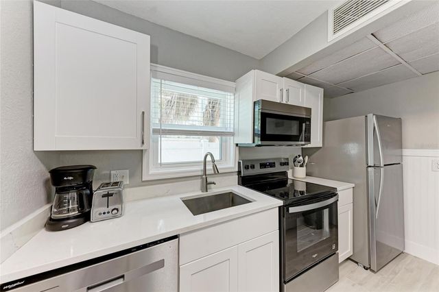 101 25TH STREET N 1, Bradenton Beach, FL 34217