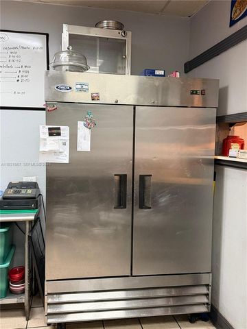 4700 NW 7th St unit 12-13, Miami, FL 33126