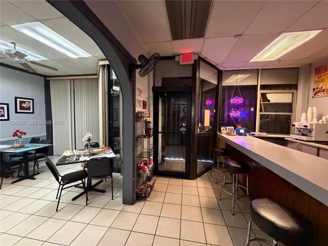 4700 NW 7th St unit 12-13, Miami, FL 33126