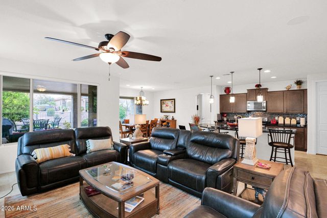 7438 W NOBLE PRAIRIE Way, Florence, AZ 85132