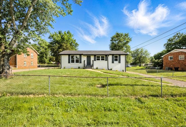404 Lisle Dr, Clarksville, TN 37042