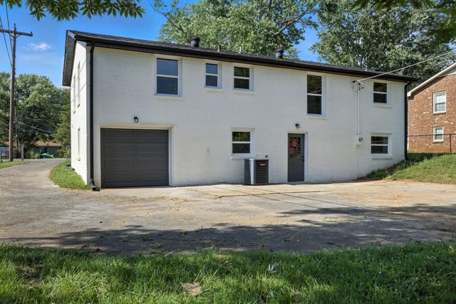 404 Lisle Dr, Clarksville, TN 37042